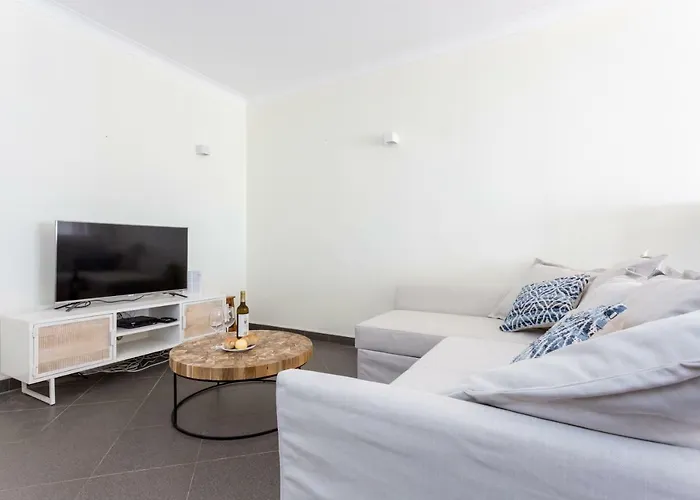 Sitio Da Ponte Family * Lagos